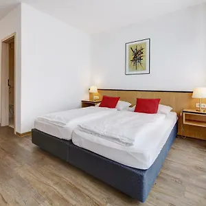 https://airport-hotel-stetten.stuttgart-hotel.com